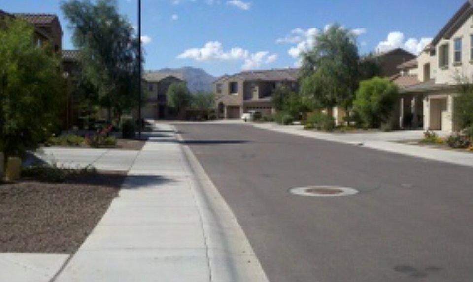 1st image of 18252 W Golden Ln