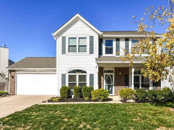 10121 Youngwood Ln, Fishers, IN 46038