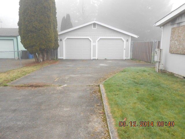 2nd image of 1727 154th St S