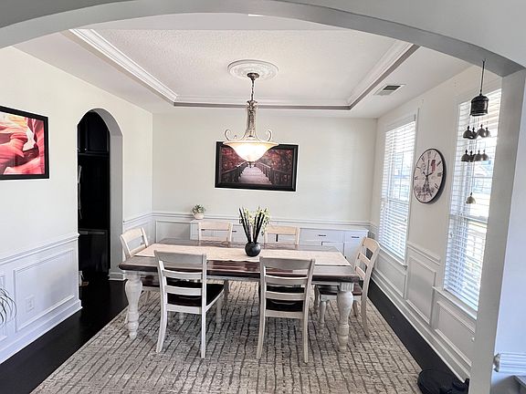Formal Dinining Room