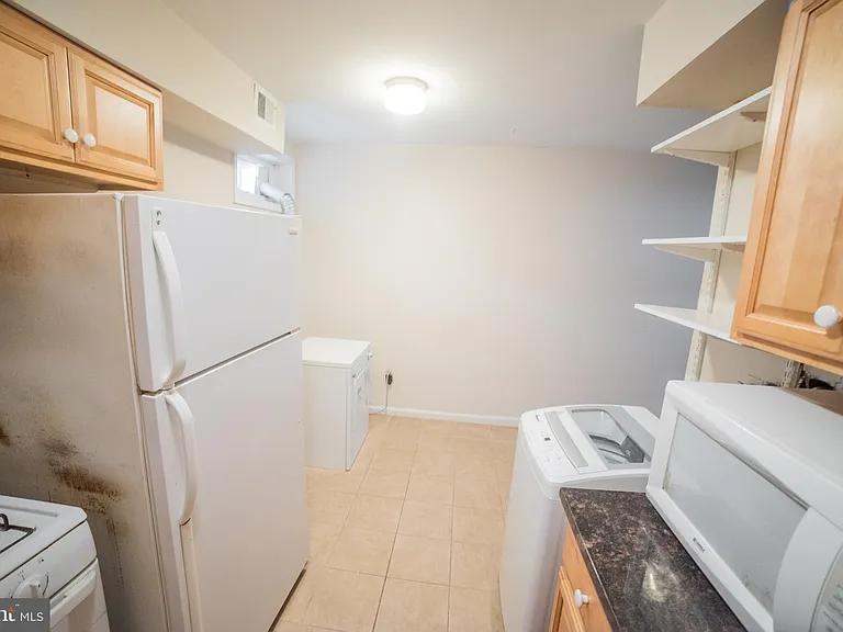 2300 Naudain St #N — Photo 8