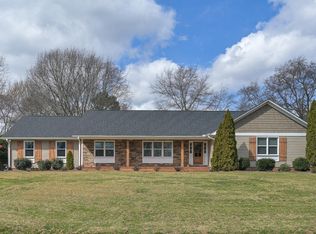 208 Briar Creek Rd, Greer, SC 29650