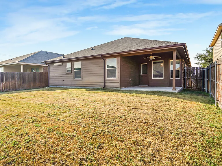 6353 Seagull Ln — Photo 21