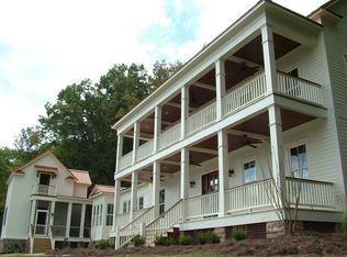 1369 Preston Island Cir, Scottsboro, AL 35769