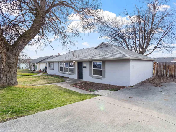 806 S Garfield St, Kennewick, WA 99336