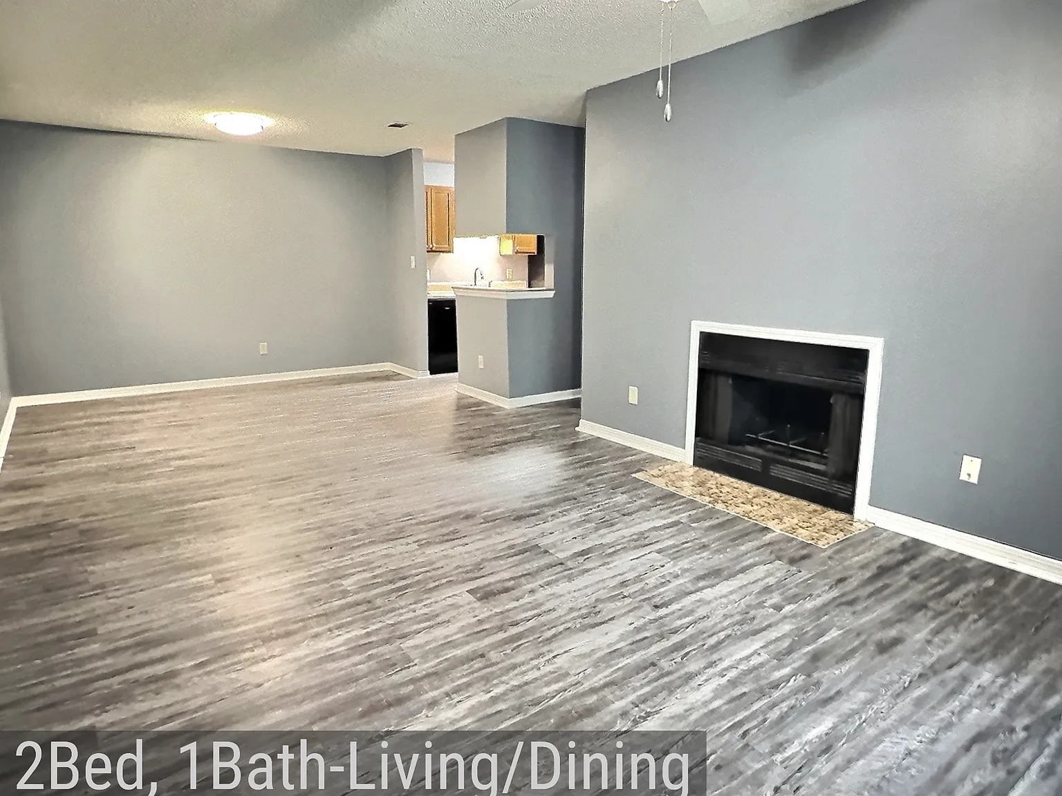 Sandalwood Apartments — Photo 2