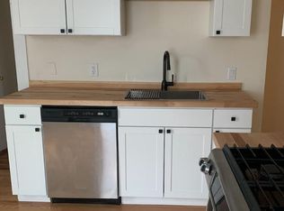 64 Pleasant St #3W, Cambridge, MA 02139