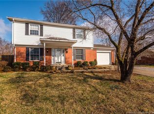 411 Hemlock Rd, Jeffersonville, IN 47130