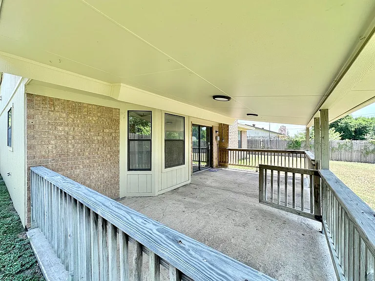 3706 Madison Dr — Photo 31