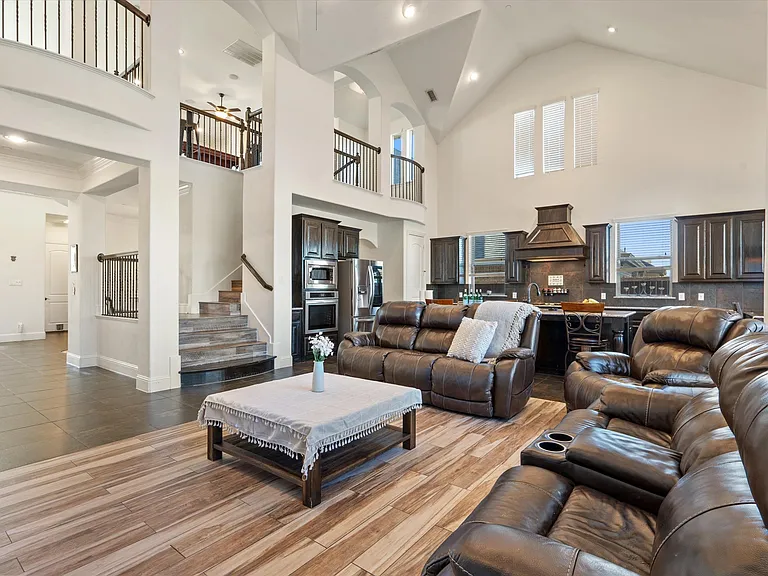 1506 Hennessey Dr — Photo 8