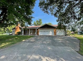 615 Fruit St, Donnellson, IA 52625