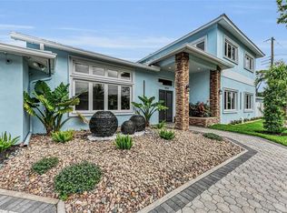 4153 Camino Real, Sarasota, FL 34231