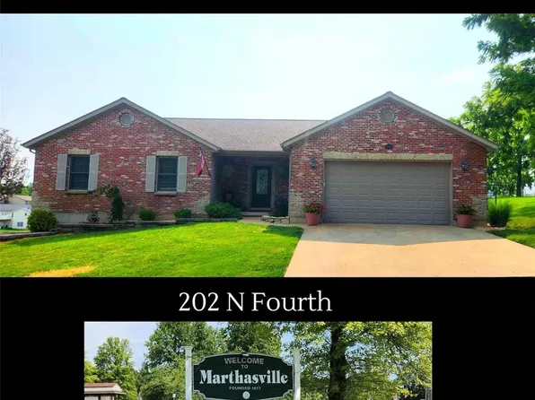 202 N 4th St, Marthasville, MO 63357