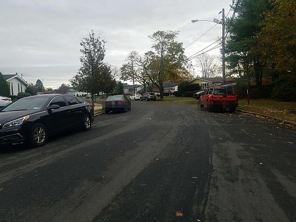 4th image of 6 Sharon Ln
