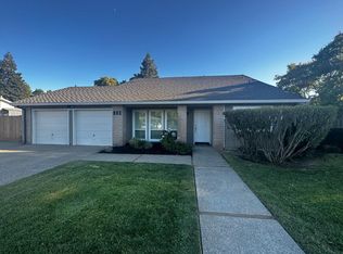 933 Placer Ave, Manteca, CA 95336
