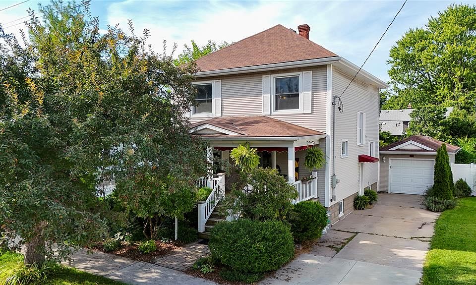 1st image of 366 Cameron St
