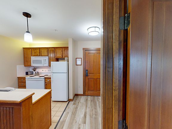 3rd image of 324 Allegheny Springs Ldg