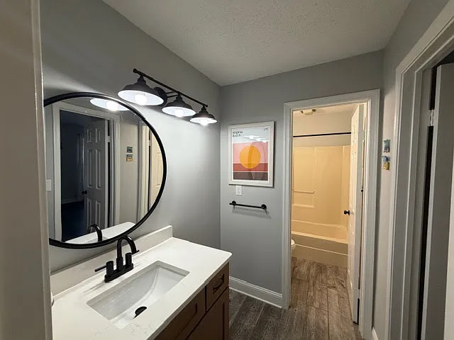 401 Harbour Point #102 — Photo 11