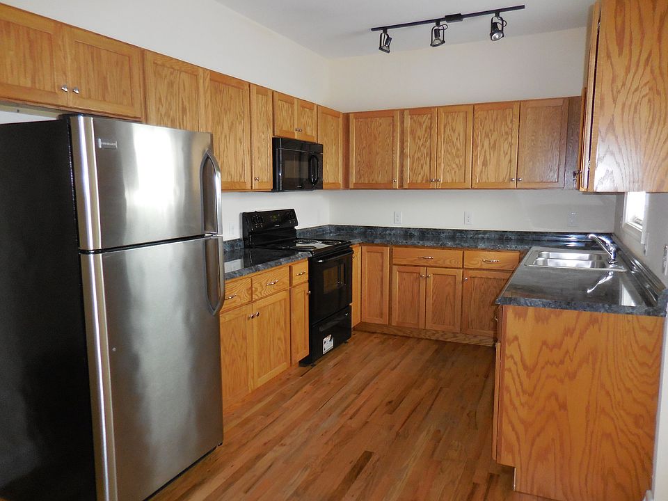 1st image of 1007 N 25th St APT B