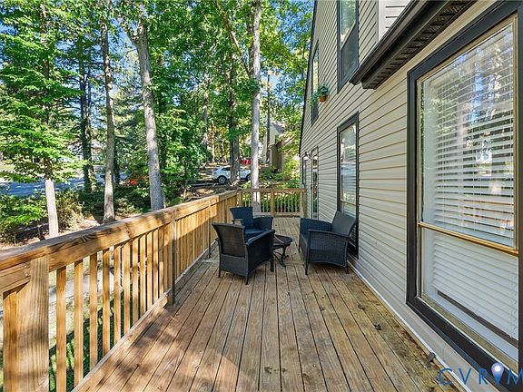 3rd image of 1617 Colehollow Dr