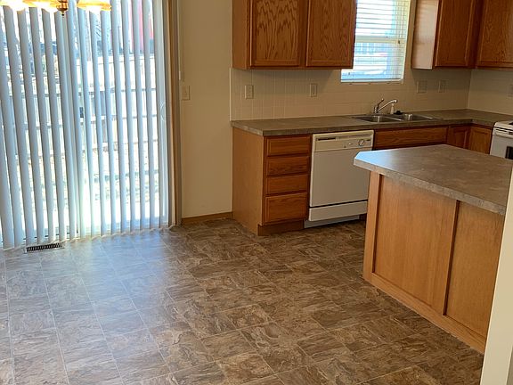 Dining space off kitchen