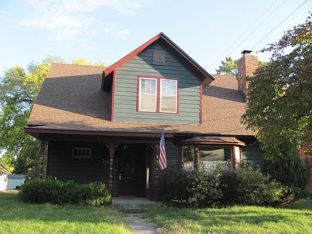 2nd image of 415 Cooper St