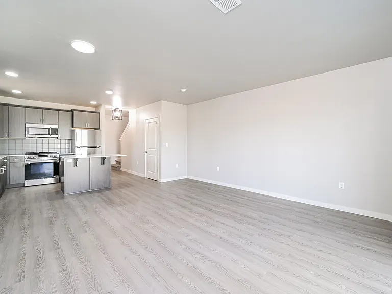 005-photo-living-room-13945240