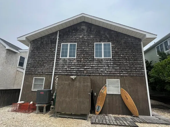 18 19th Street, Surf City, NJ 08008