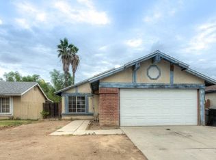 1843 Sandcastle Dr, Perris, CA 92571
