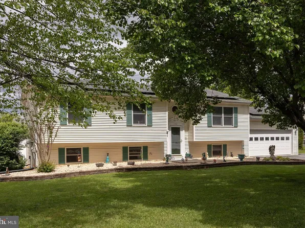 132 Nightingale Ave, Stephens City, VA 22655