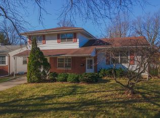 807 Highpoint Rd, Normal, IL 61761