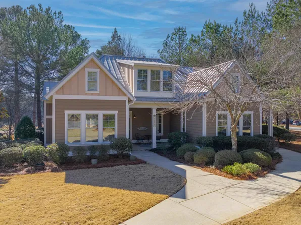 1011 Starboard Dr, Greensboro, GA 30642