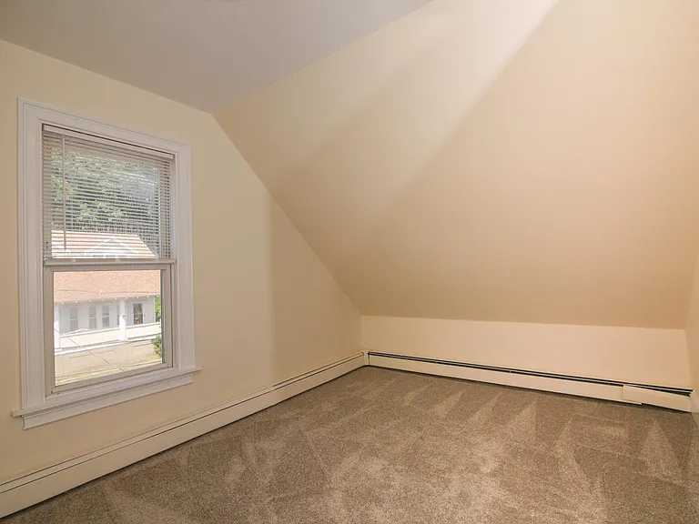 34 Warner St #3 — Photo 7