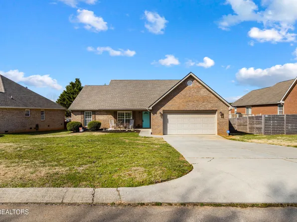 1945 Emma Ln, Maryville, TN 37803