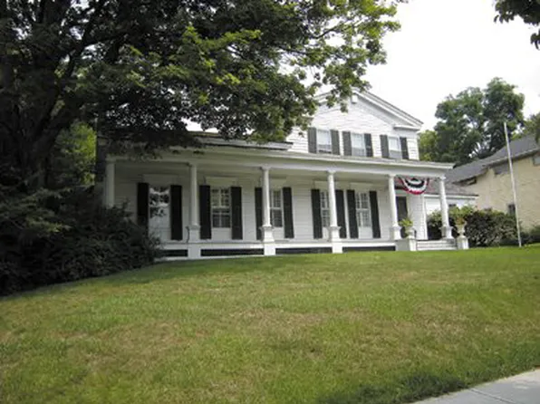 111 E Genesee St, Fayetteville, NY 13066