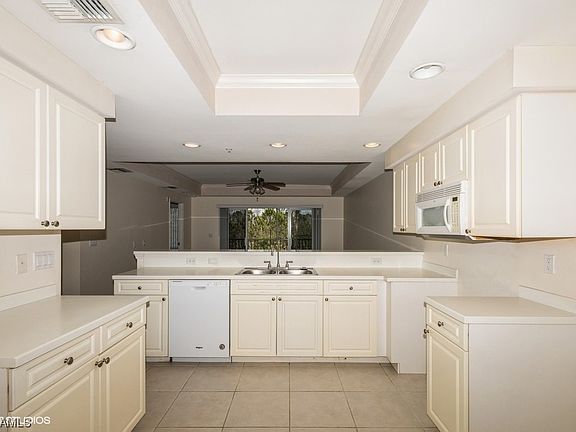 4th image of 1795 Four Mile Cove Pkwy Unit 832