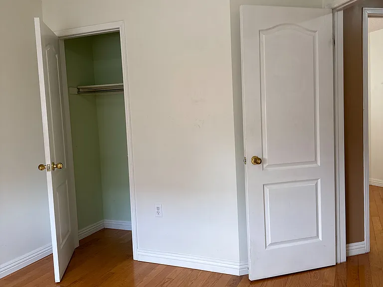 58 Brentcliff Dr #UPPER — Photo 41