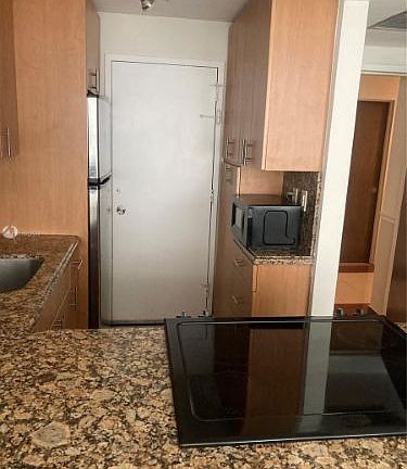 4th image of 2899 Collins Ave APT 944