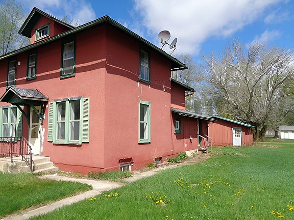 4th image of 106 W 2nd St