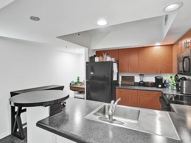 100 N Federal Hwy #723 — Photo 15