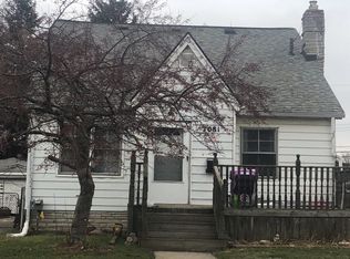 7081 Yacht Ave, Warren, MI 48091