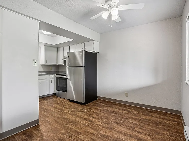 Verandas Apartments — Photo 6