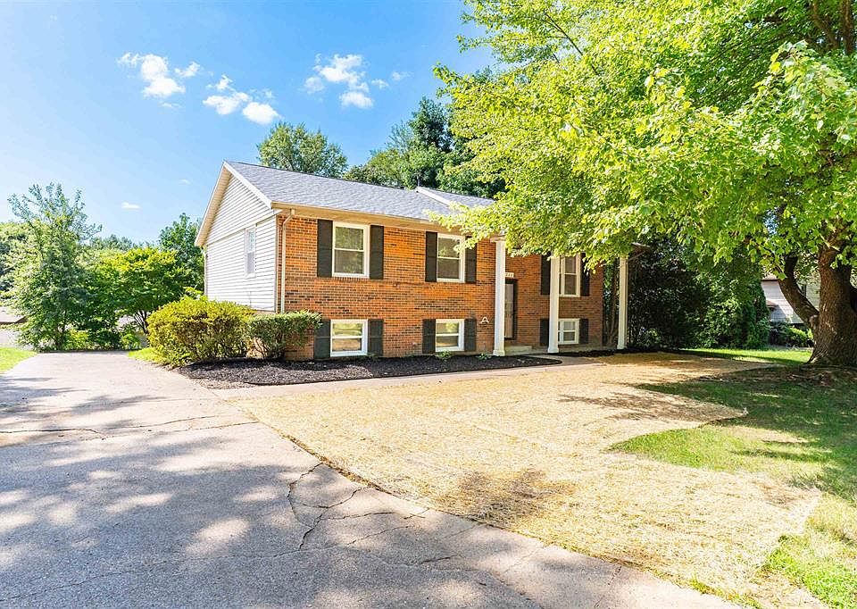 1st image of 2226 Fairview Dr