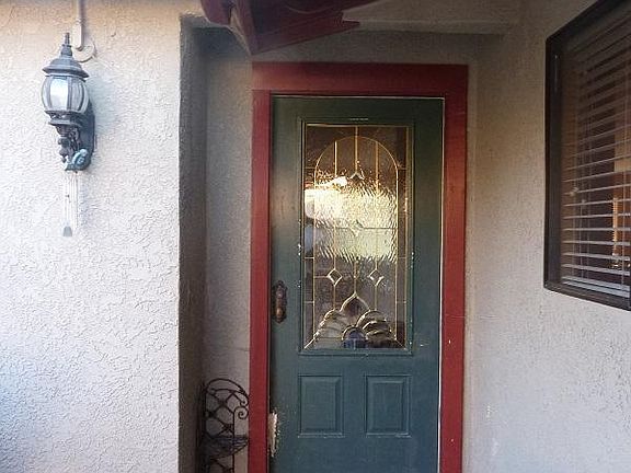 2nd image of 1301 E Palmetto Ave