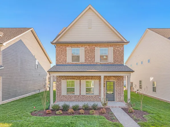 605 Trotters Aly, Gallatin, TN 37066