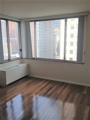 Rented by Starts New York Realty LLC | media 32