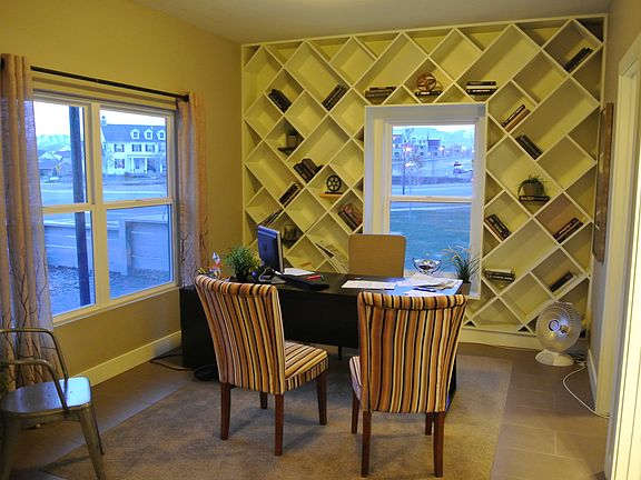 3rd image of 1024 W Harmon Day Drive 14840 S #242