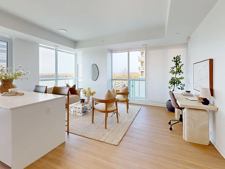 159 Parkdale Ave — Photo 11