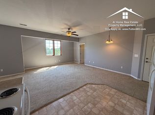 2606 N Bluff St #208, Fulton, MO 65251