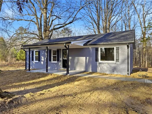 585 K Fork Rd, Madison, NC 27025